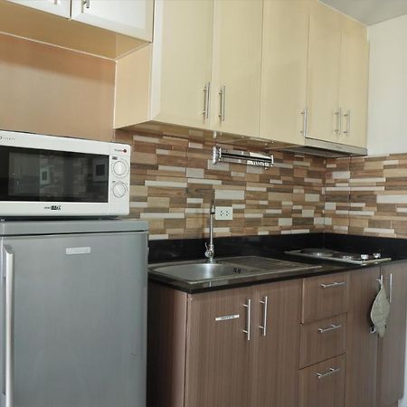 One Palm Tree Villas 마닐라 외부 사진