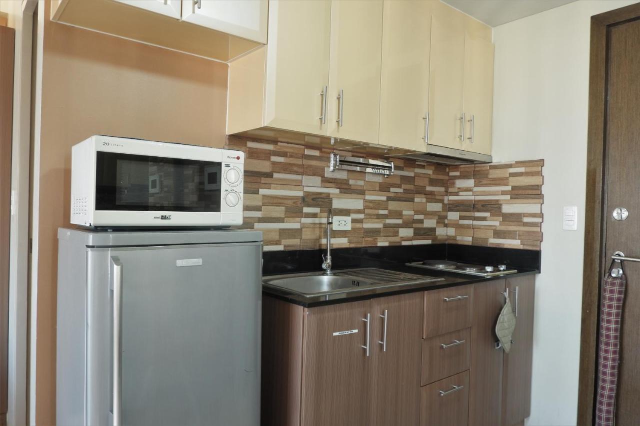 One Palm Tree Villas 마닐라 외부 사진
